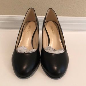 Black Platform Round Toe Pumps